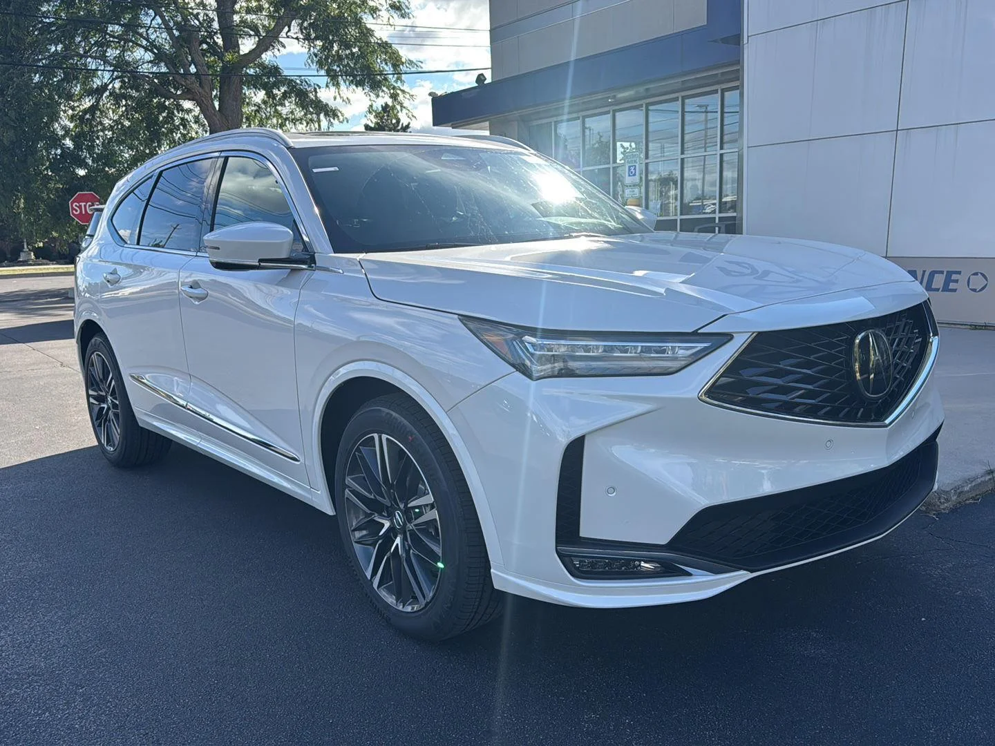 New 2026 Platinum White Pearl Acura SH-AWD w/Advance image 15