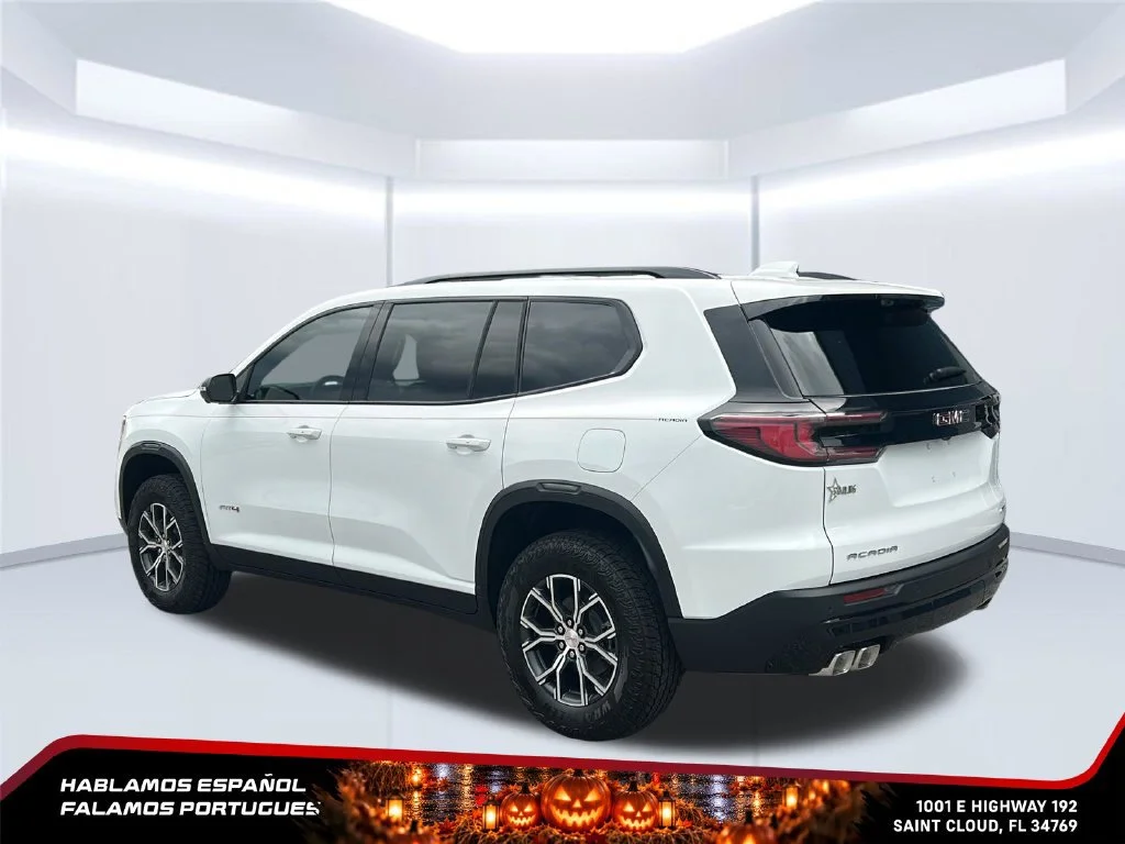 New 2026 Summit White GMC AT4 image 4