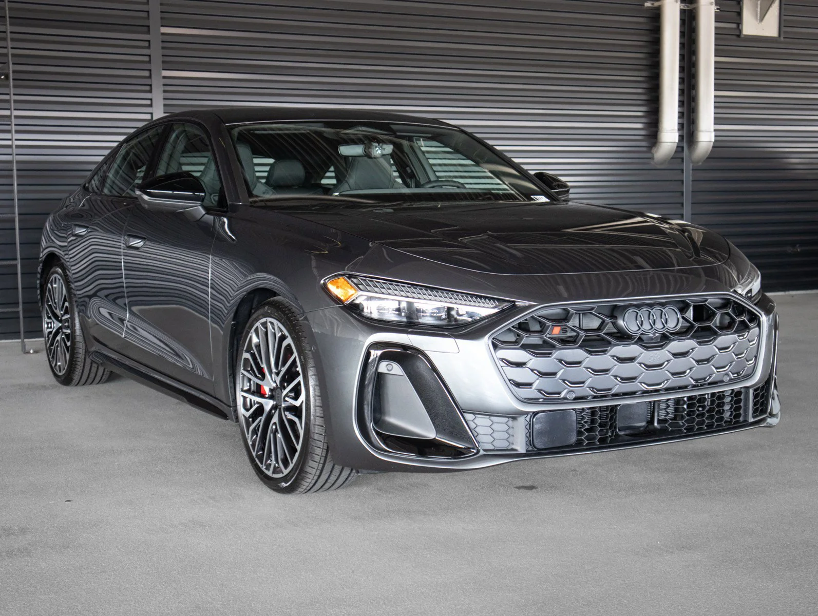 New 2026 Daytona Gray Pearl Effect Audi Premium Plus image 13