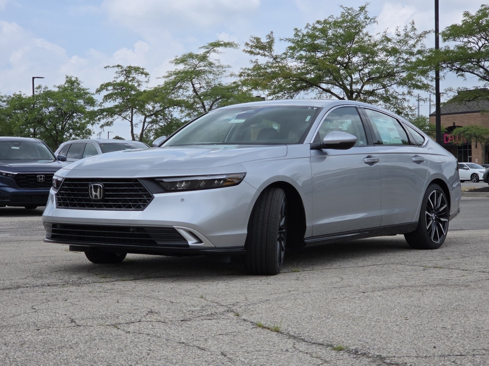 New 2026 Solar Silver Metallic Honda Touring image 20