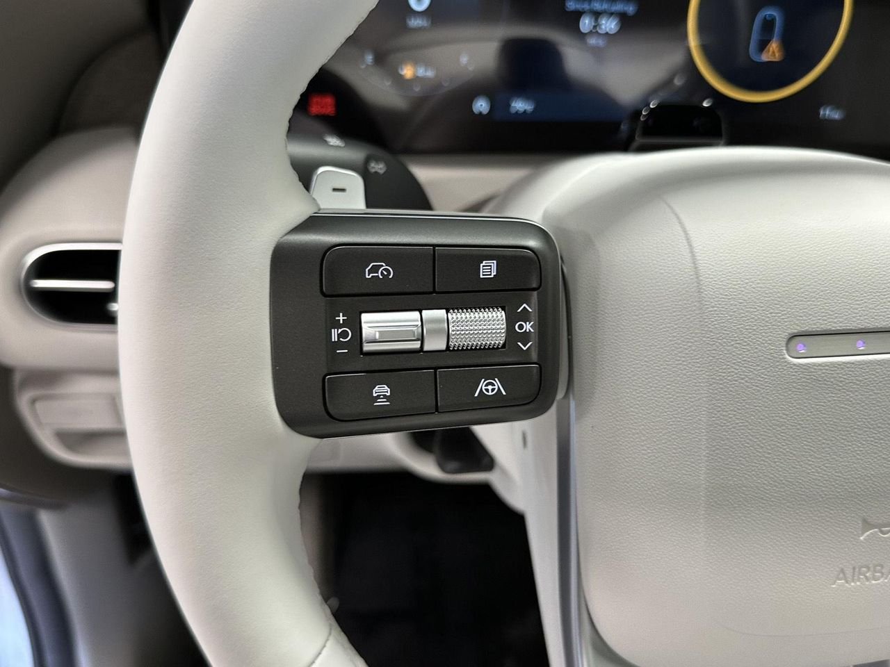 New 2027 Shimmering Silver Hyundai Limited AWD image 76