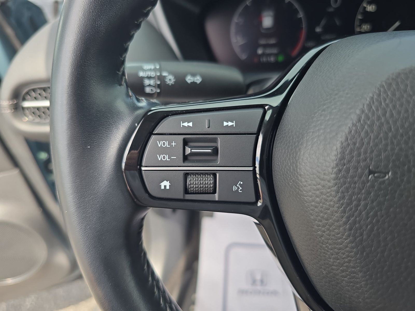 2025 Honda HR-V EX-L - Photo 24