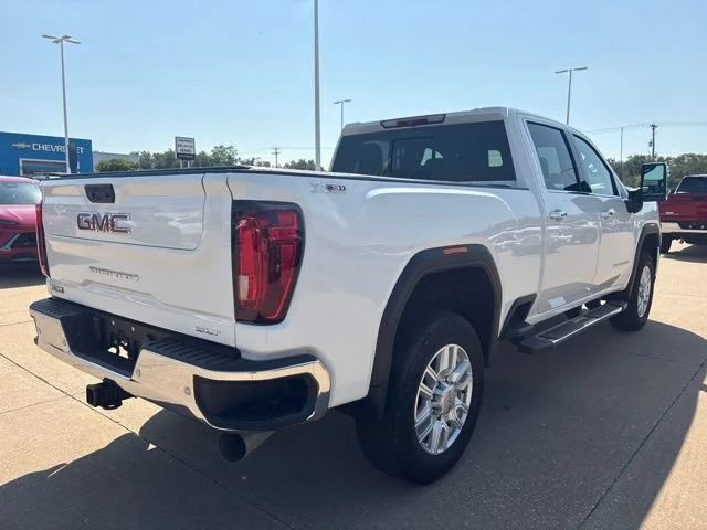 Used 2023 SUMMIT WHITE GMC SLT image 3
