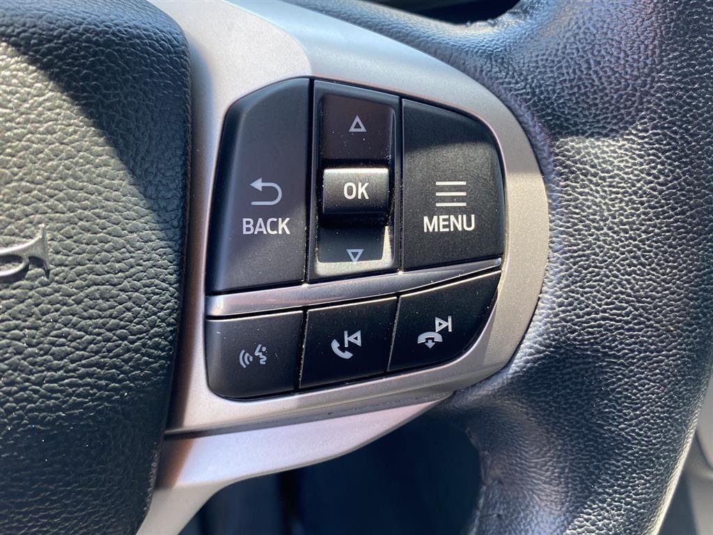 Used 2023 Iconic Silver Ford XLT image 14
