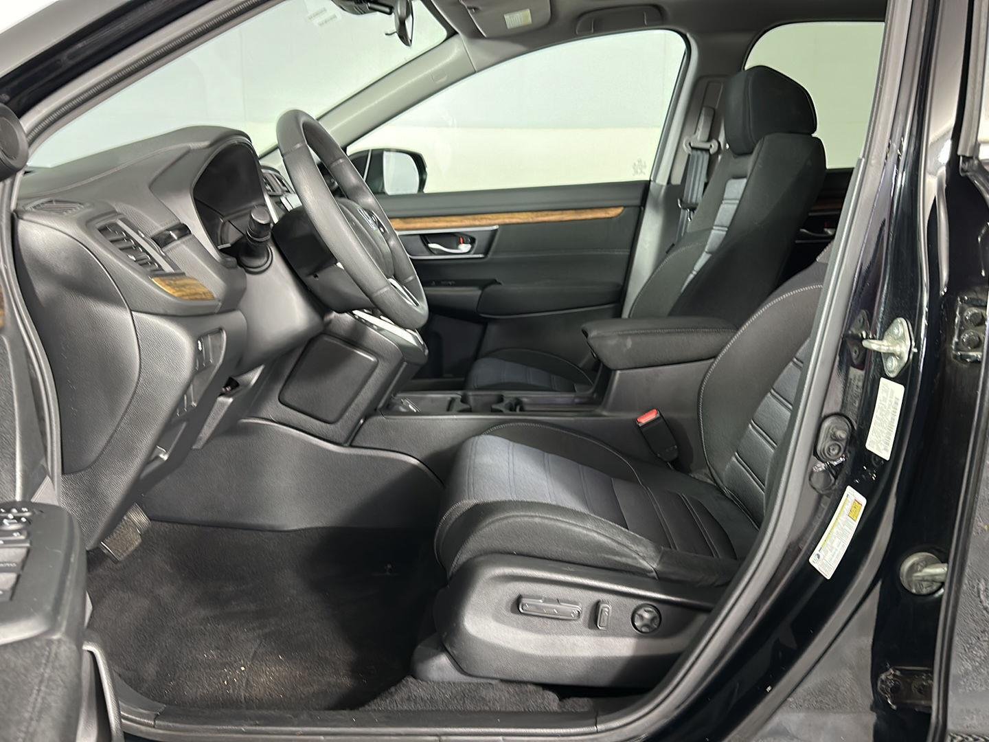 Used 2018 Crystal Black Pearl Honda EX image 7