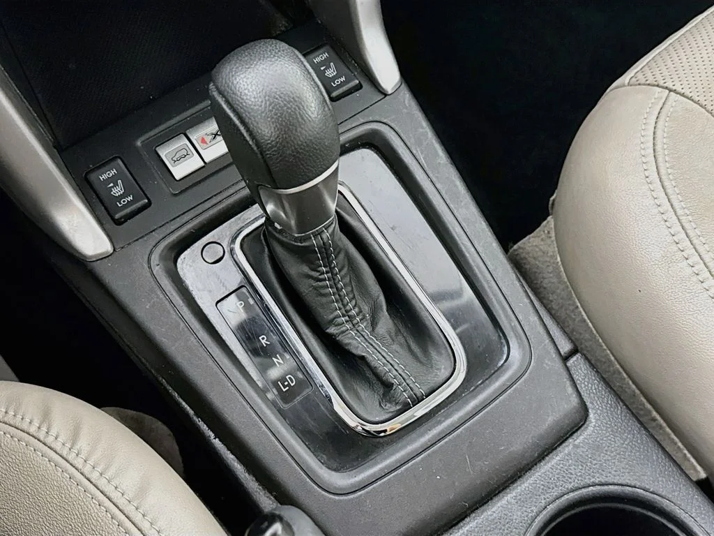 Used 2015 Gray Subaru 2.5i Touring image 20