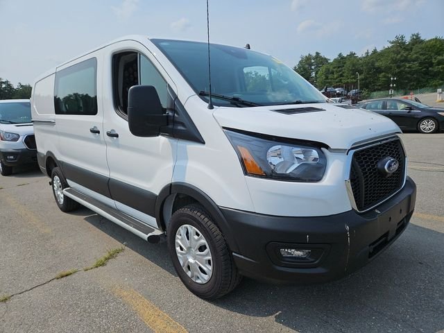 Used 2025 White Ford Base image 1