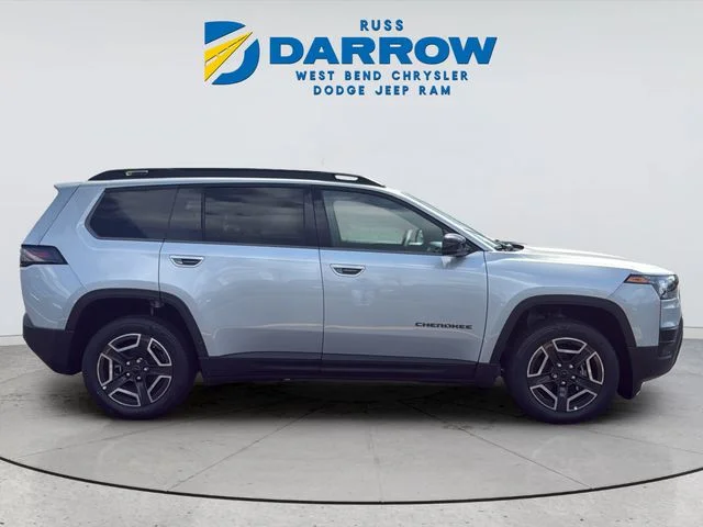 New 2026 Silver Zynith Clearcoat Jeep Limited image 6