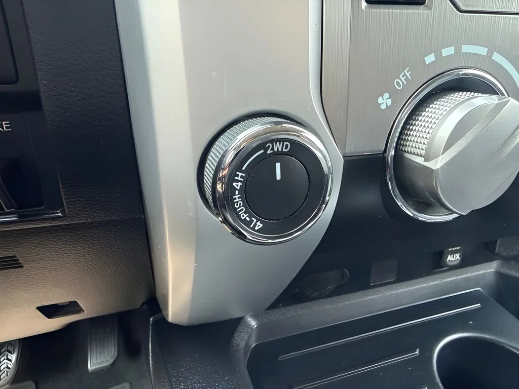 Used 2019 Black Toyota SR5 image 21
