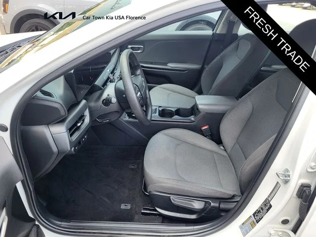 Certified Used 2025 White Kia LXS image 10