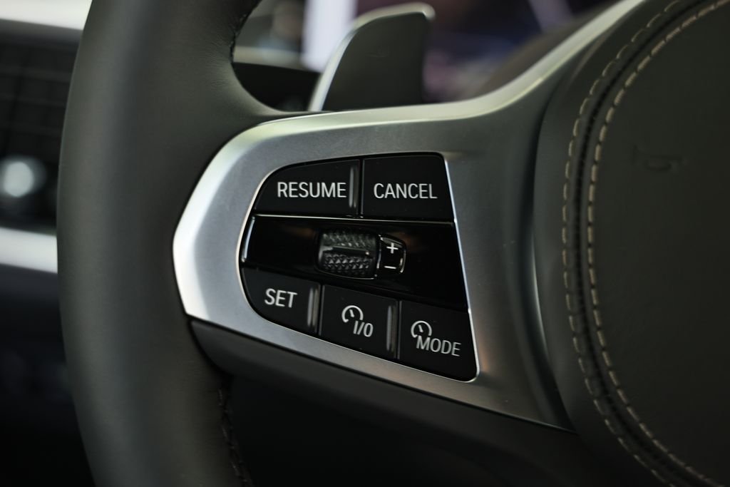 New 2027 Black Sapphire Metallic BMW xDrive40i image 34