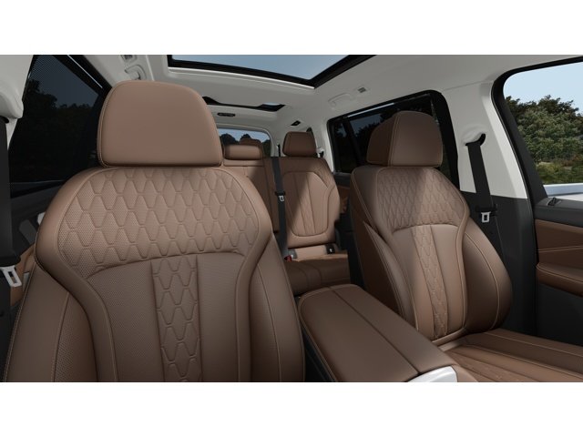 New 2027 Alpine White BMW xDrive40i image 11