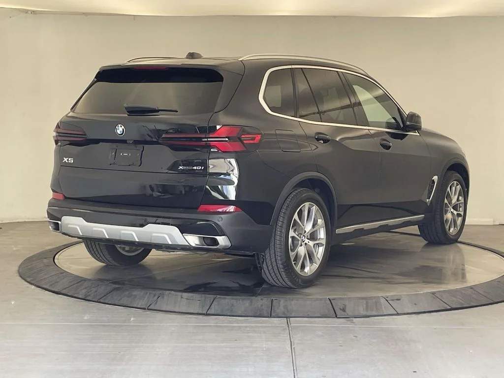 Certified Used 2026 Black BMW xDrive40i image 6