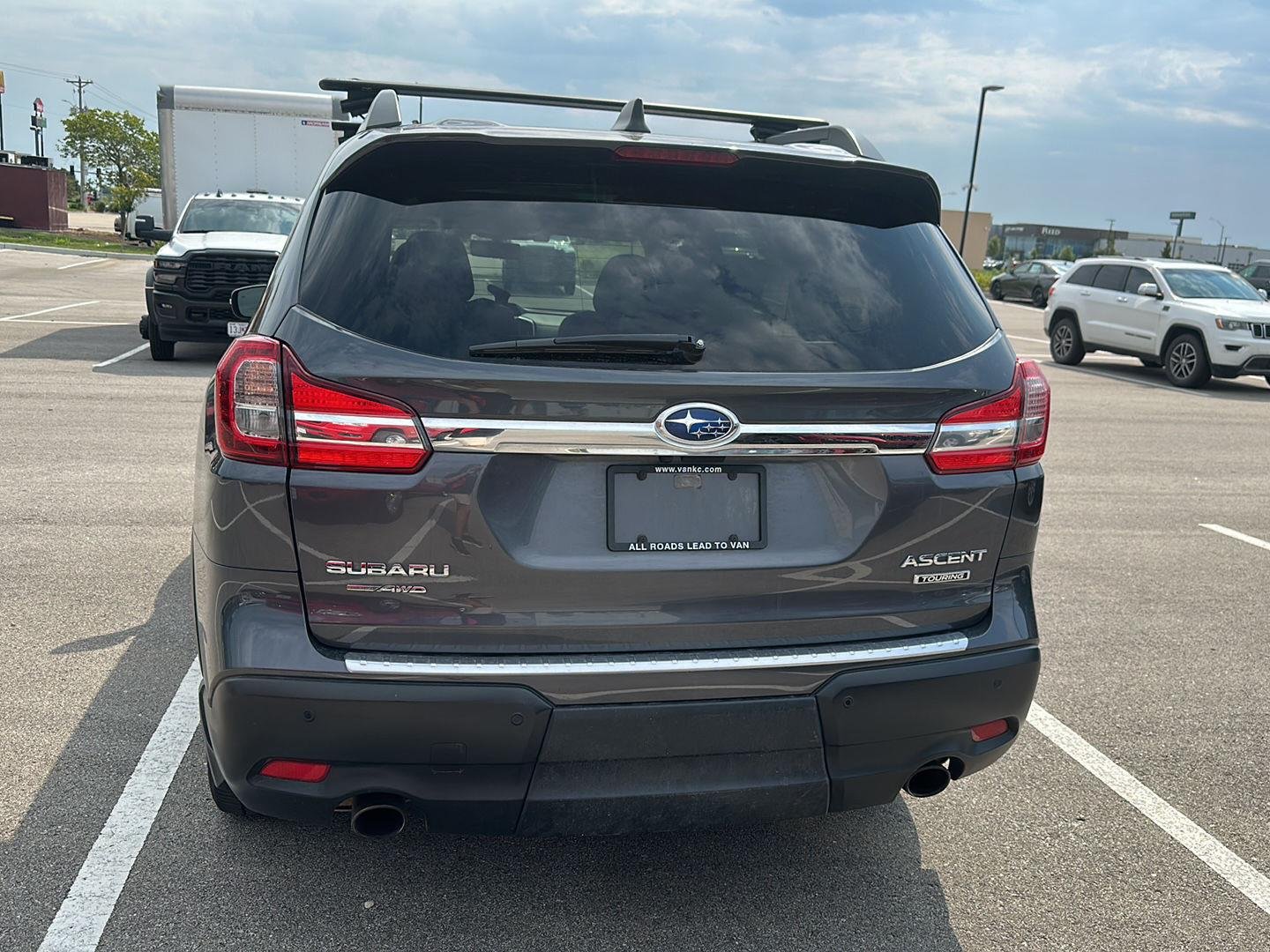 Used 2022 Magnetite Gray Metallic Subaru Touring image 4