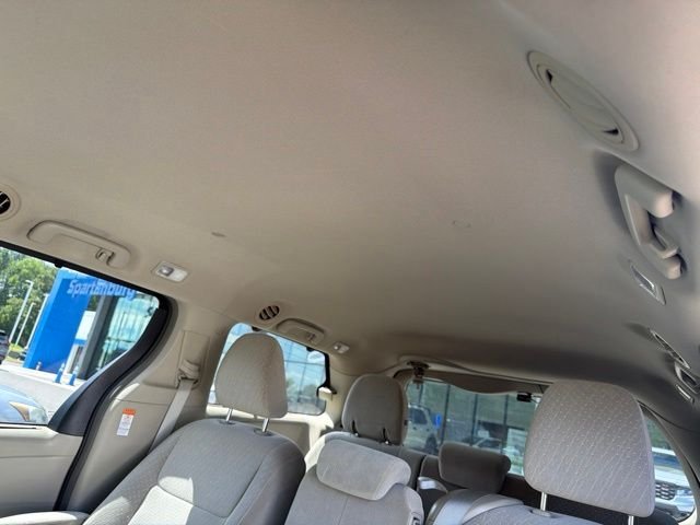 Used 2017 Shoreline Mist Toyota LE image 11