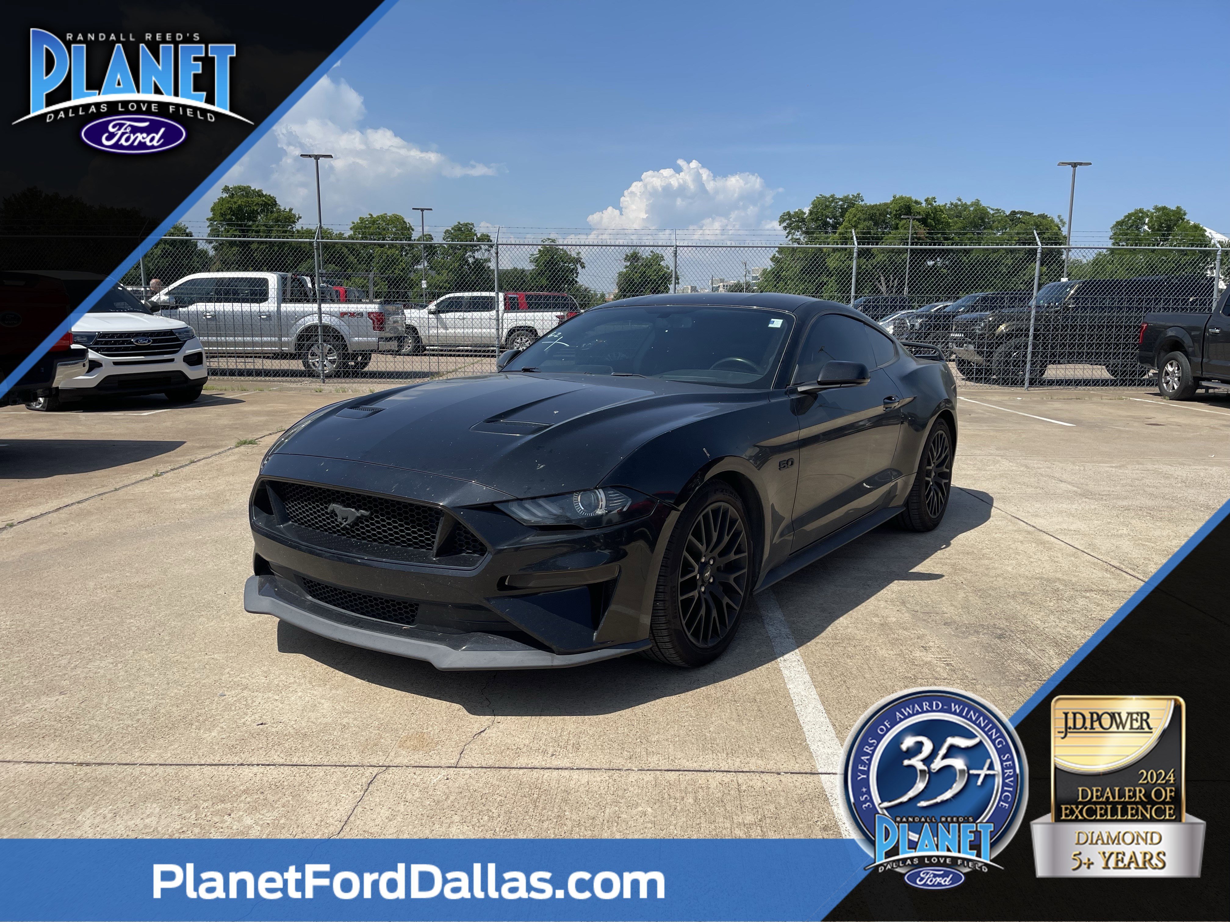 2019 Ford Mustang GT Coupe Premium's photo