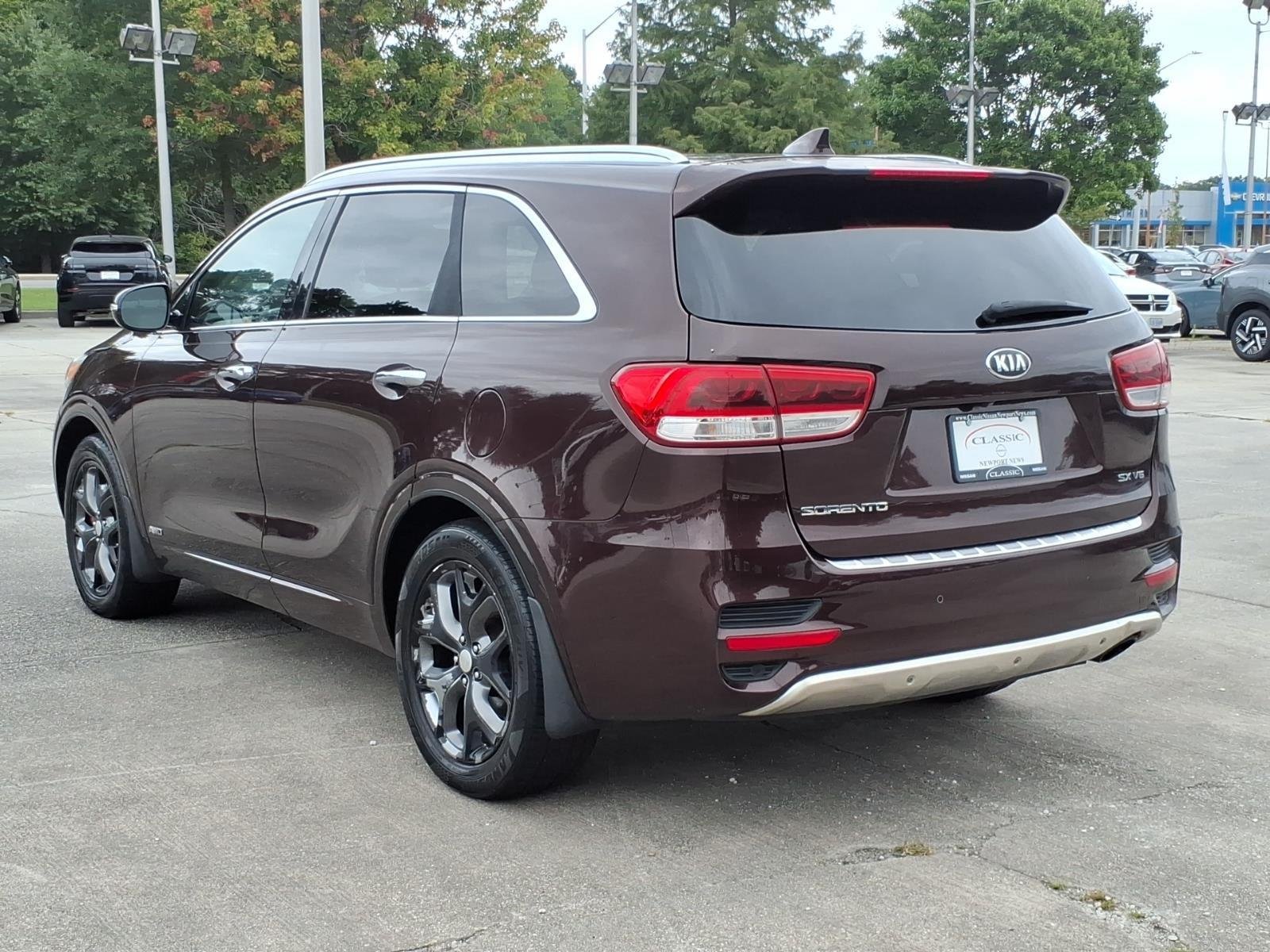 Used 2016 Dark Cherry Kia SX image 9