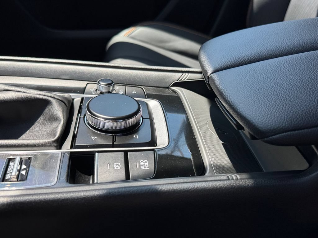 New 2026 Wind Chill Pearl Mazda 2.5 Turbo AWD image 31