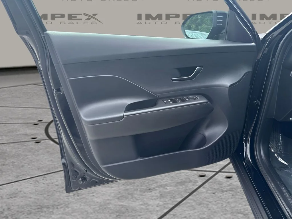 Used 2024 Black Hyundai SEL image 15