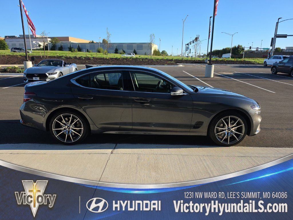 Used 2025 Gray Genesis 2.5T image 7