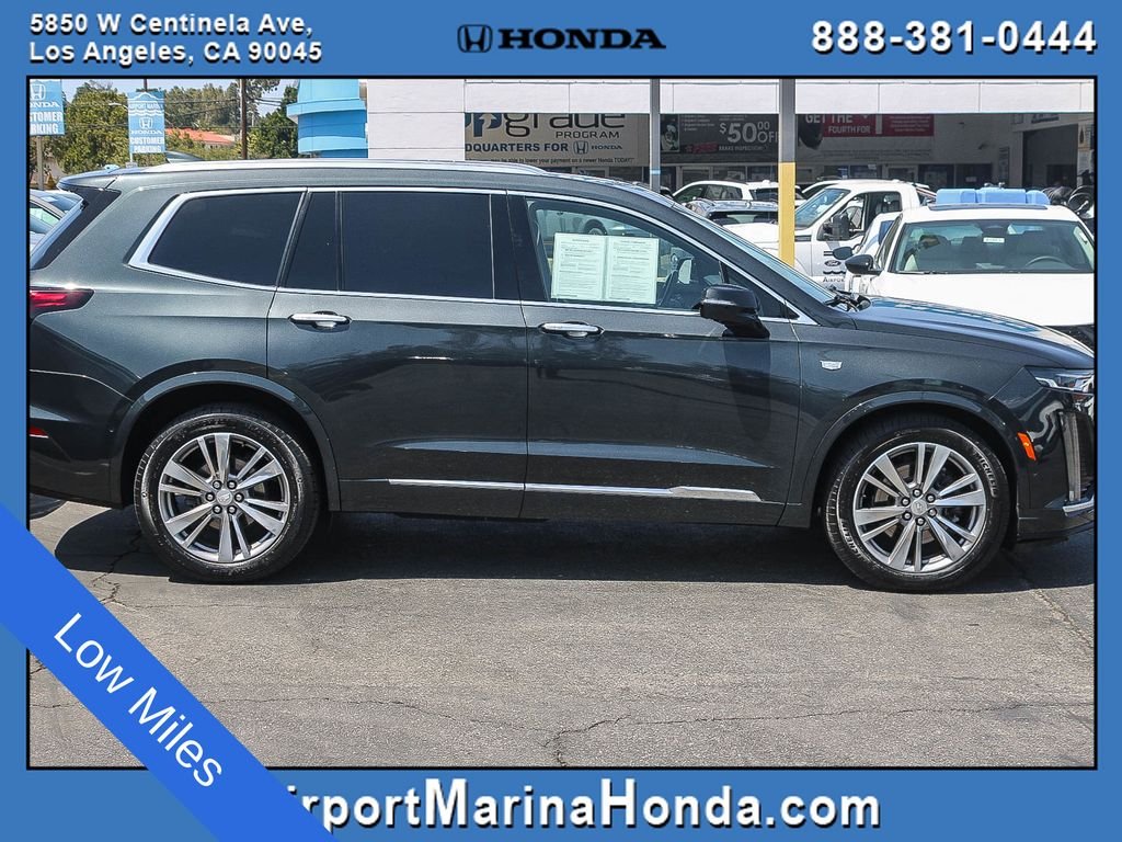 Used 2021 Wilder Metallic Cadillac Premium Luxury image 17