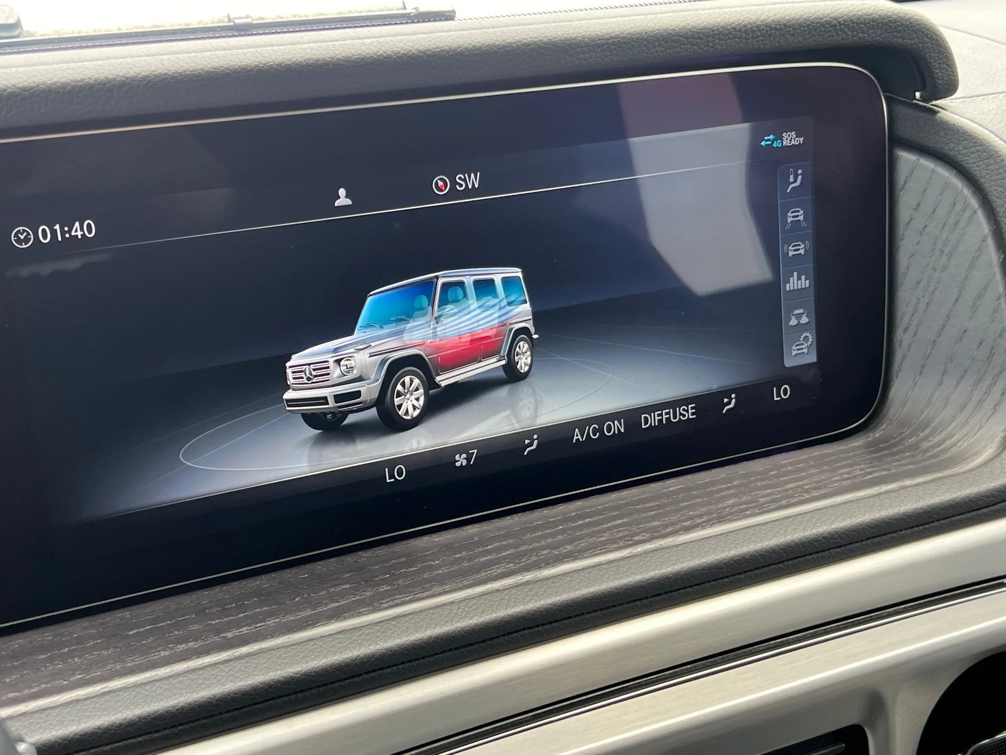 Used 2021 White Mercedes-Benz G 550 image 29