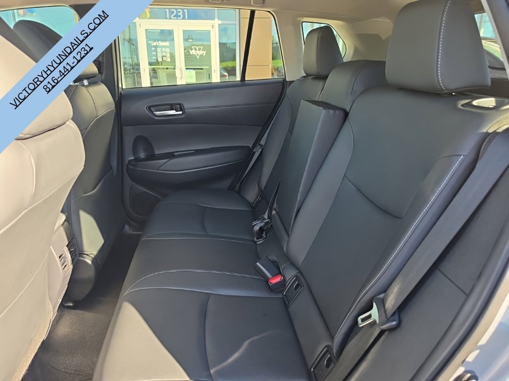 Used 2025 Silver Toyota XLE image 24