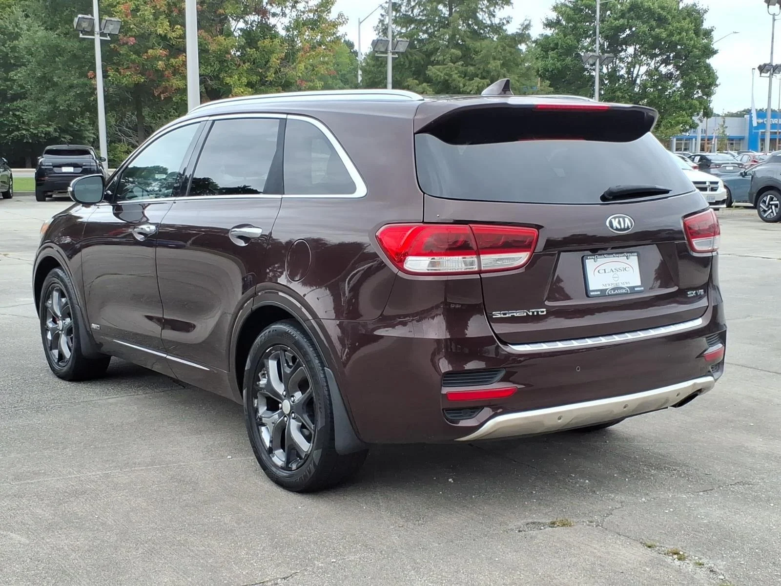 Used 2016 Dark Cherry Kia SX image 9