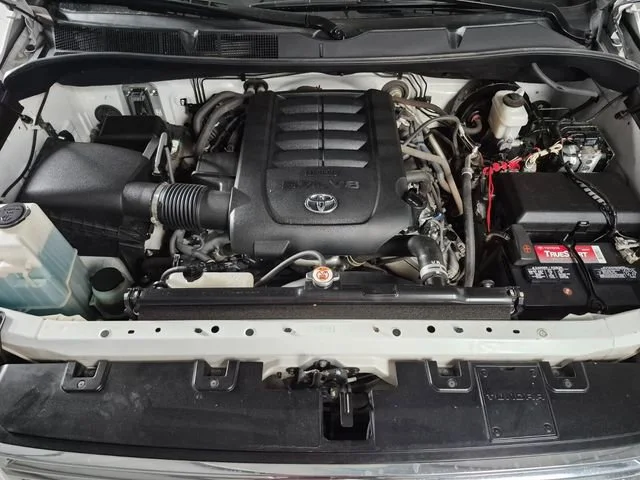 2021 Toyota Tundra SR5 - Photo 8