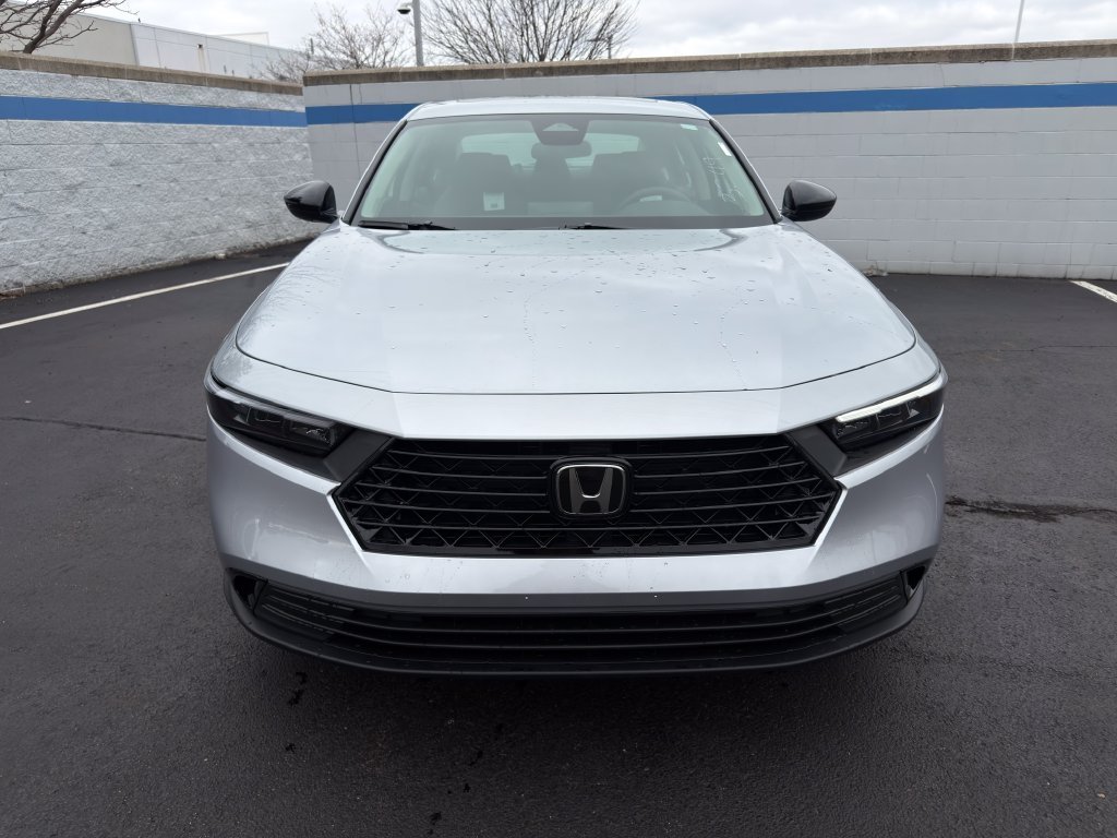 New 2026 Solar Silver Metallic Honda SE image 8