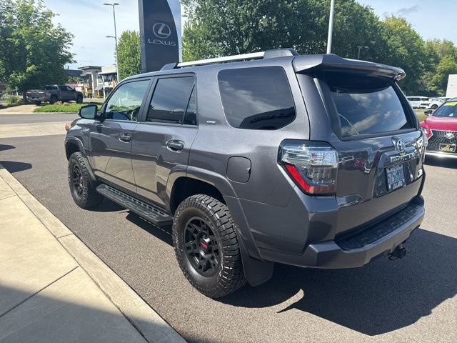 Used 2022 Gray Toyota SR5 Premium image 4
