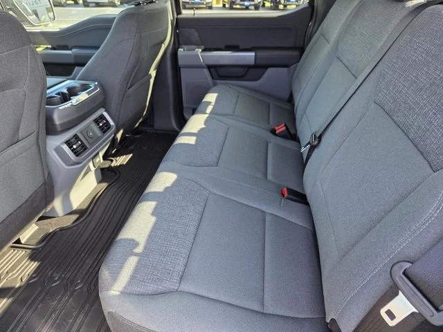 New 2026 Carbonized Gray Metallic Ford XLT image 25