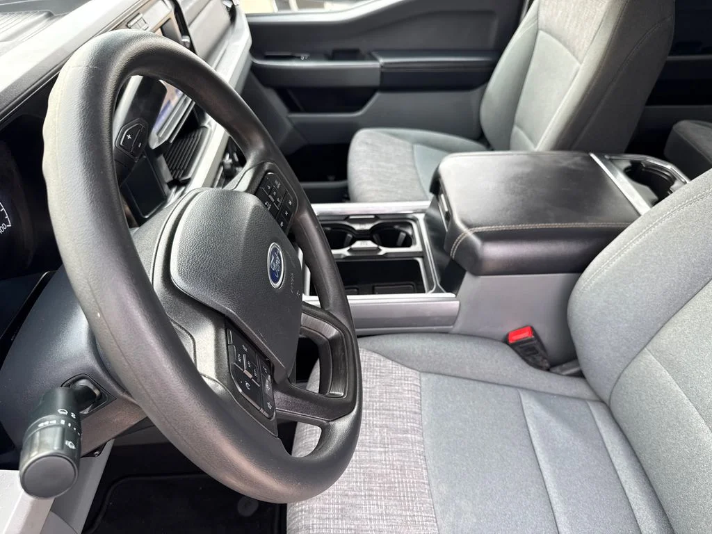 Used 2025 White Ford XLT image 17