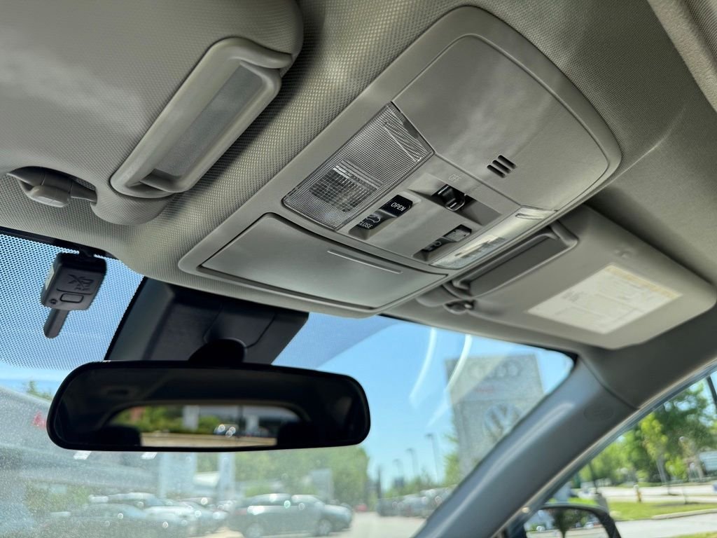 Used 2018 Black Toyota Adventure image 37