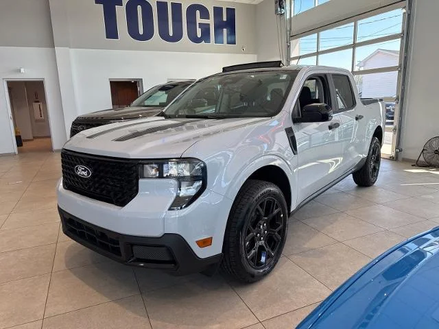 New 2026 Space White Metallic Ford XLT image 34