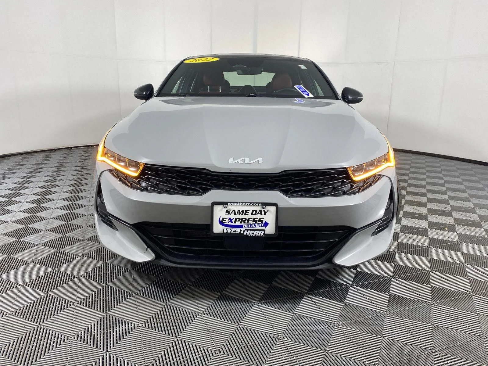 Used 2022 Wolf Gray Kia GT-Line image 2