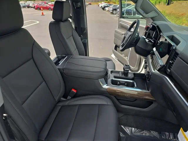 2026 Chevrolet Silverado 1500 RST - Photo 13