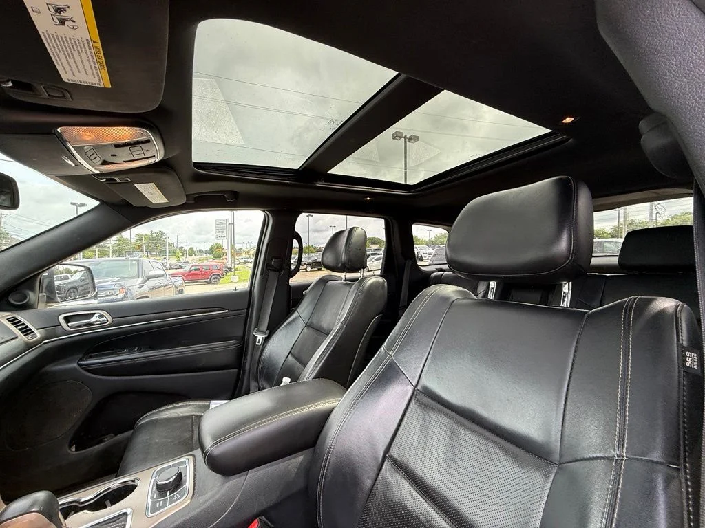 Used 2016 Black Jeep Limited image 13