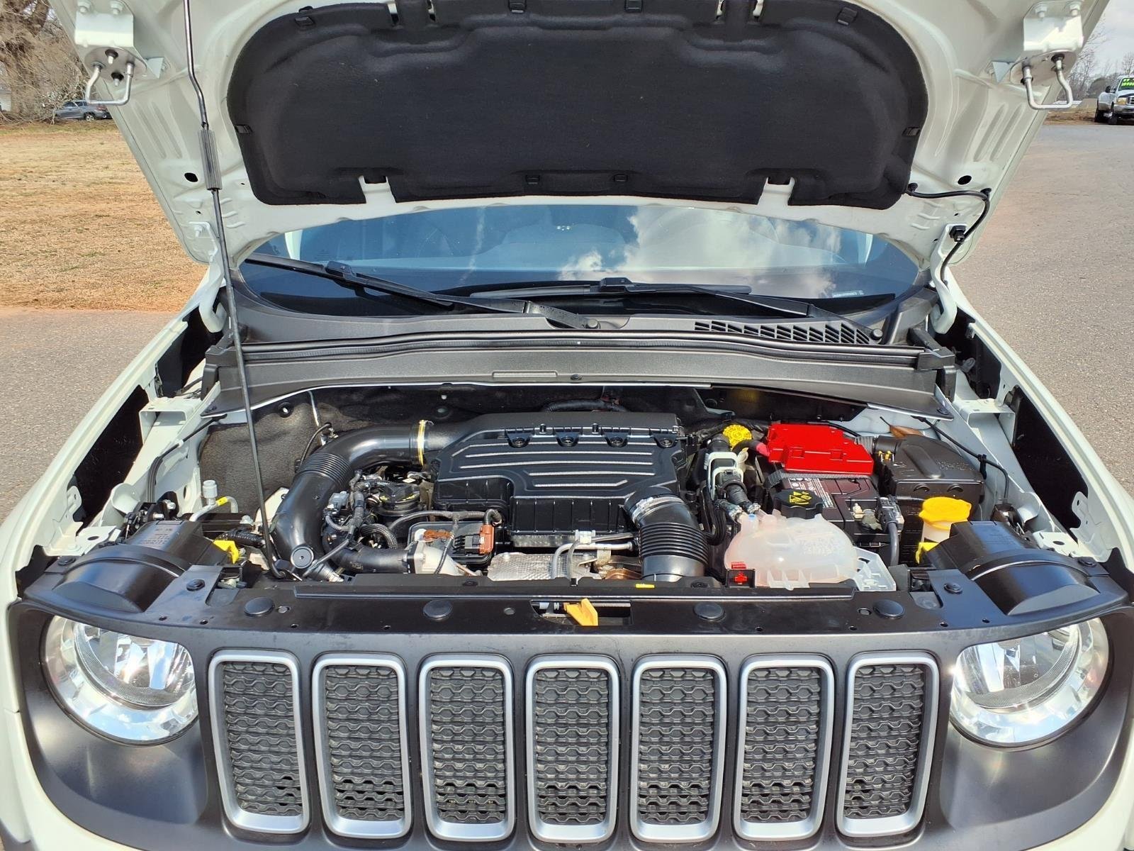 Used 2023 WHITE JEEP  image 29