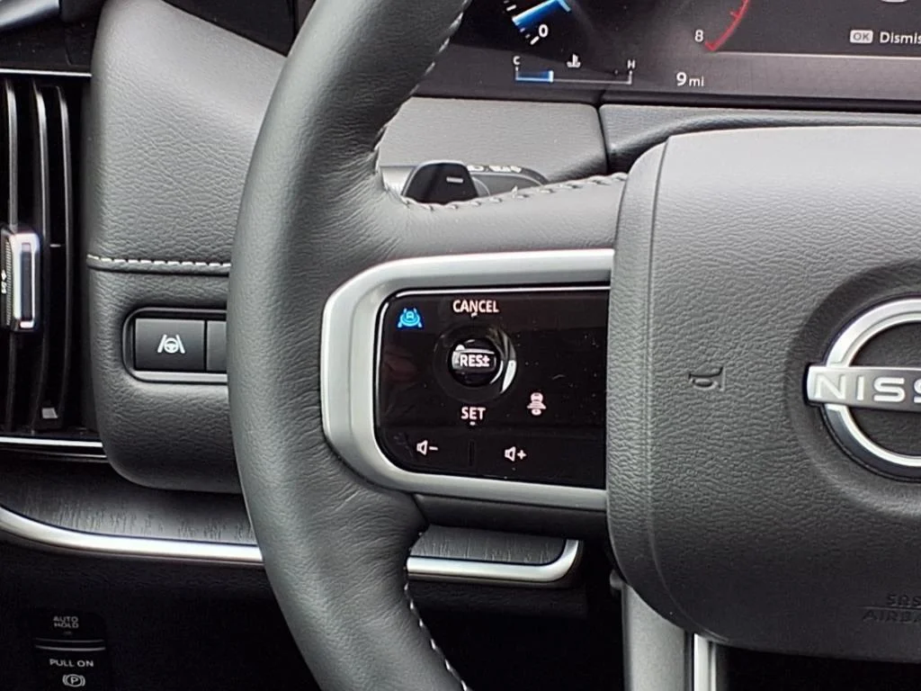 2025 Nissan Armada SV - Photo 14