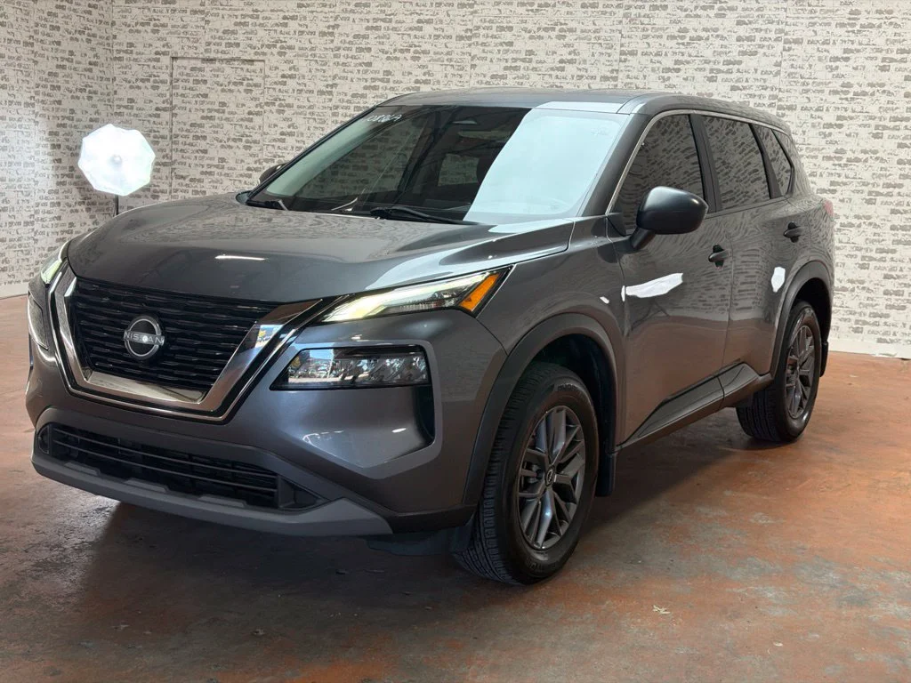 Used 2023 Gun Metallic Nissan S image 3