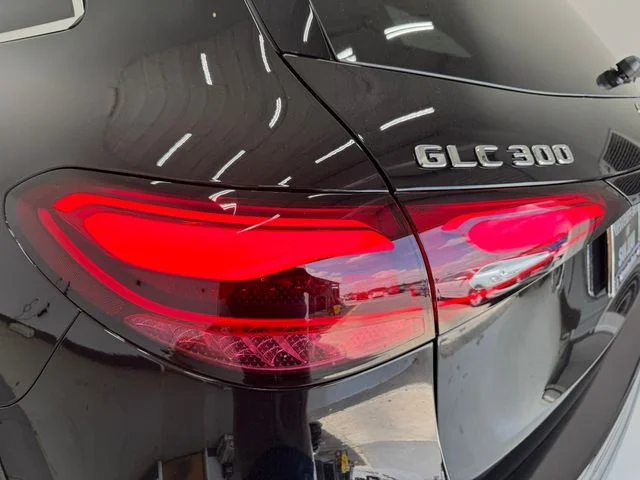 New 2026 Black Mercedes-Benz GLC 300 image 35