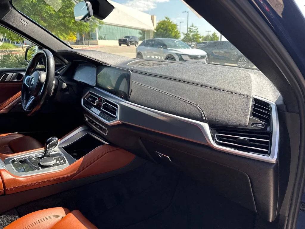 Used 2023 Blue BMW xDrive40i image 40