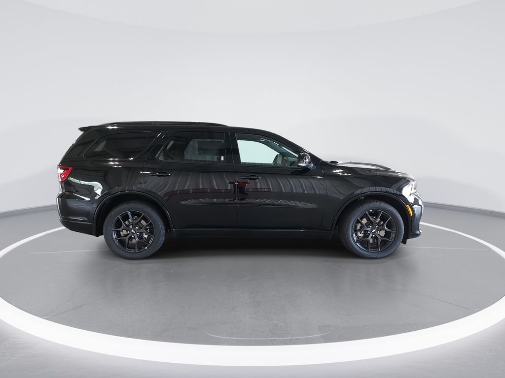 New 2026 Diamond Black Clear-Coat Exterior Paint Dodge GT Plus HEMI V8 image 9