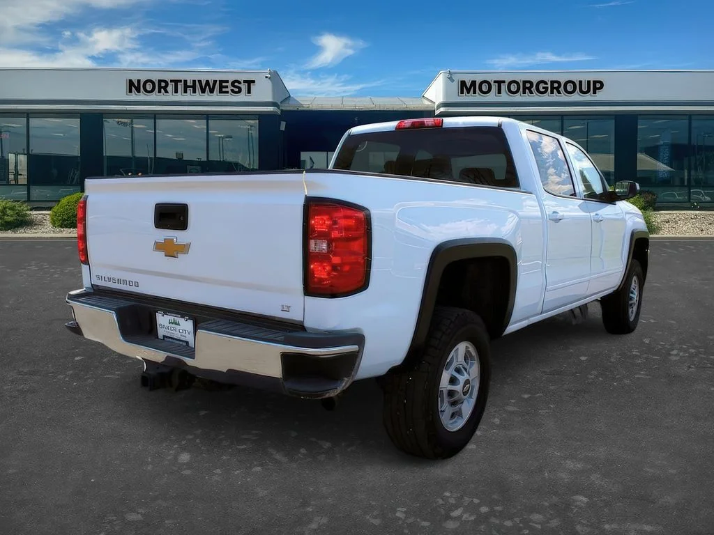 2017 Chevrolet Silverado 2500HD LT - Photo 7