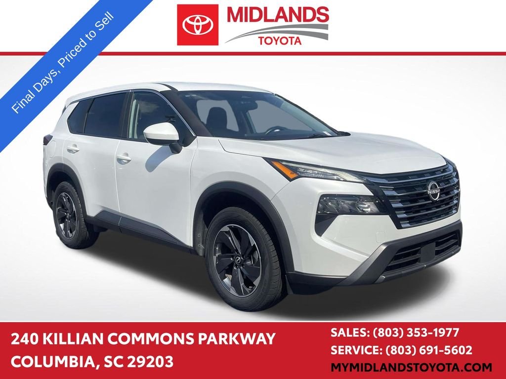 Used 2025 White Nissan SV image 1