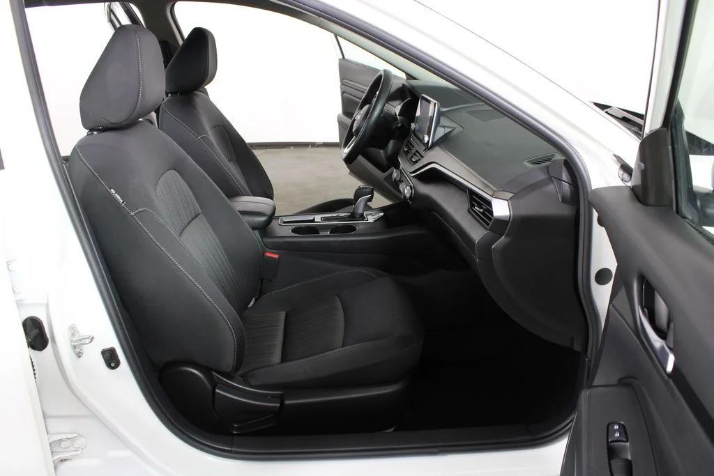2025 Nissan Altima SV - Photo 15