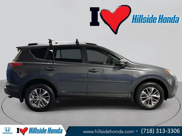 Used 2017 Magnetic Gray Metallic Toyota XLE image 6