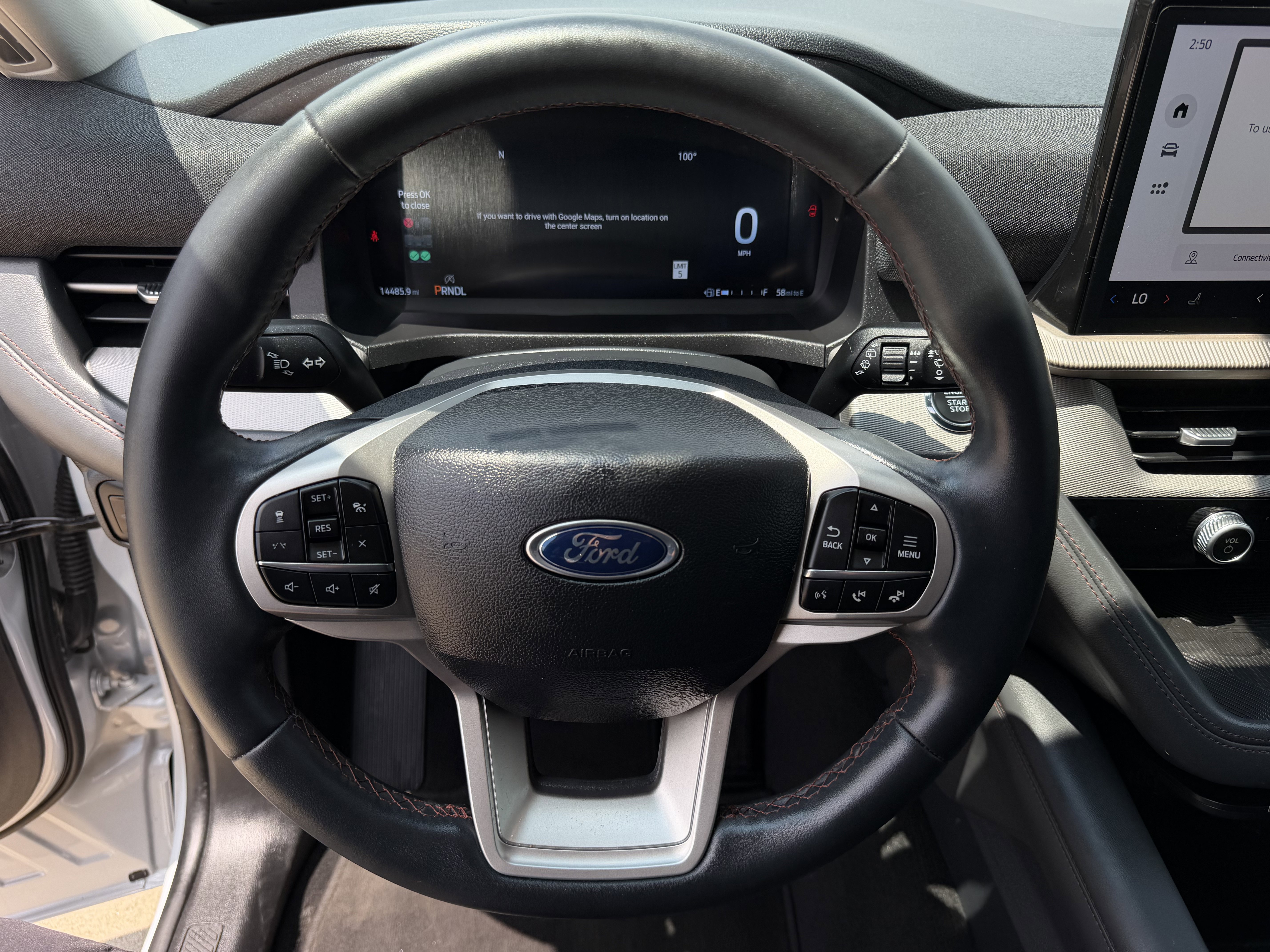 Used 2025 Space White Metallic Ford Active image 18
