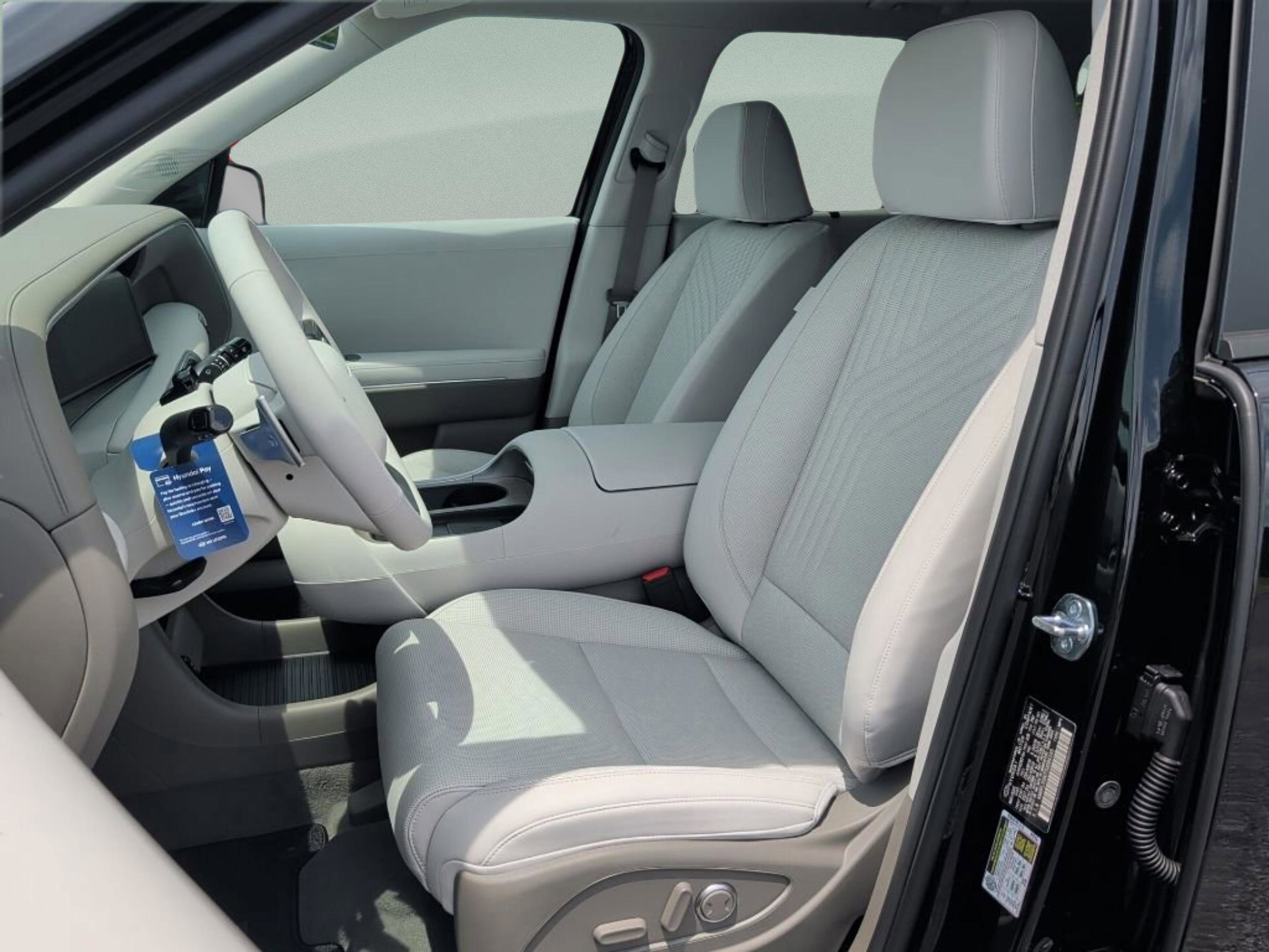 New 2026 Abyss Black Pearl Hyundai Blue SEL 7P image 14